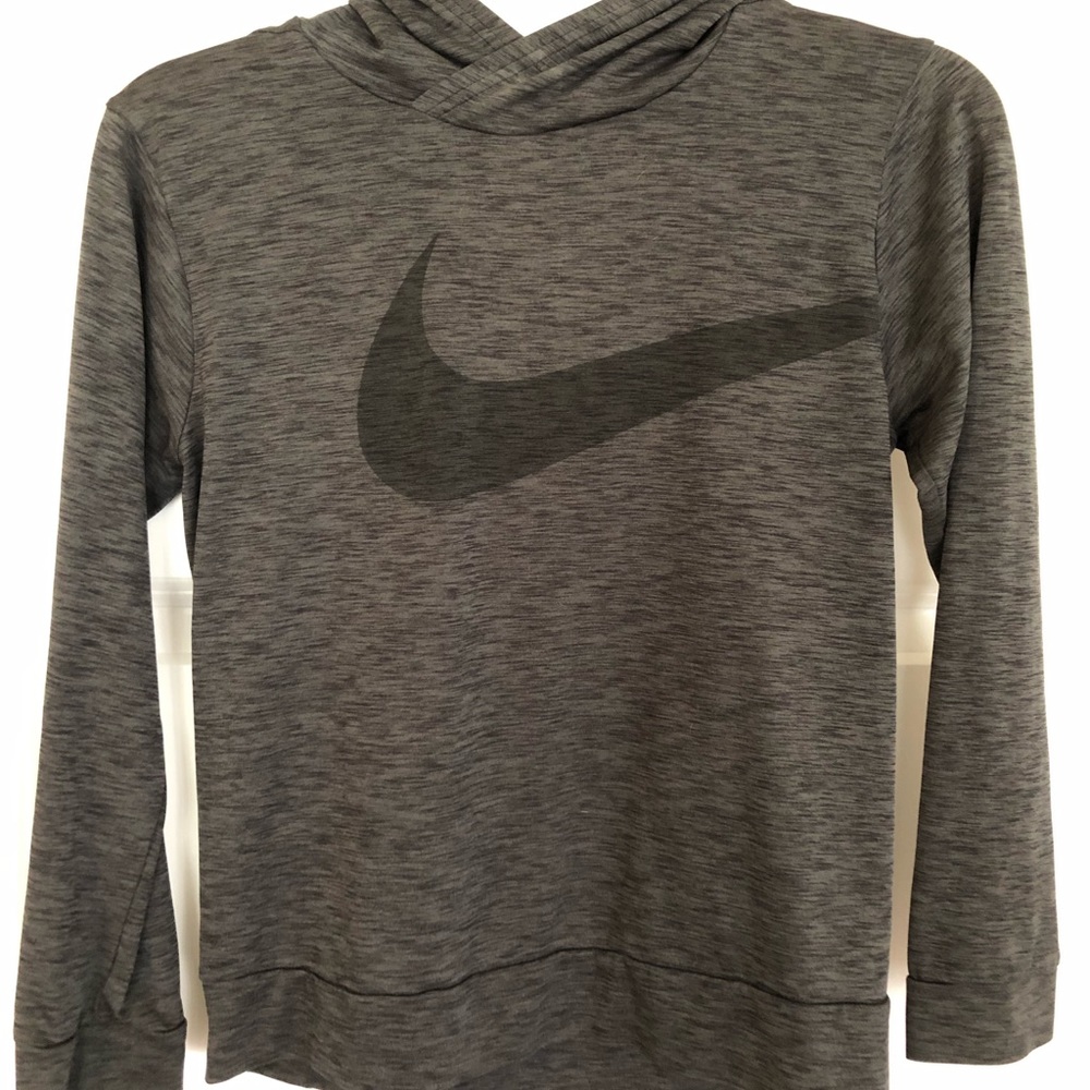Nike long sleeve shirt